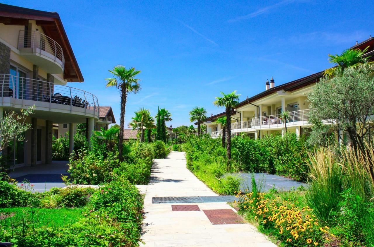 Sky Fort Garda View 西尔米奥奈 外观 照片
