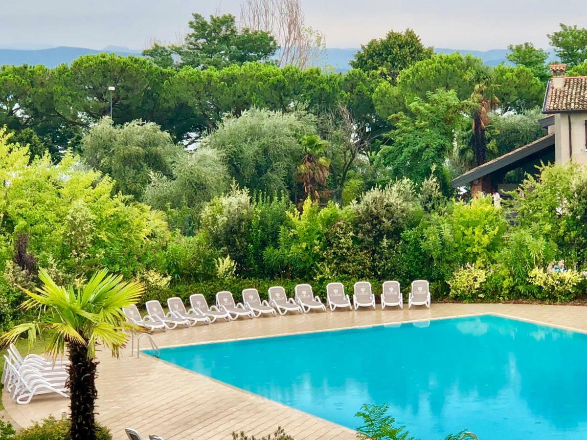 Sky Fort Garda View 西尔米奥奈 外观 照片